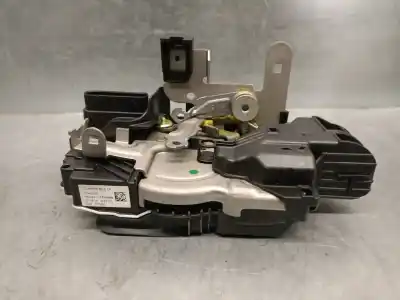 Peça sobressalente para automóvel em segunda mão fechadura da porta dianteira direita por volvo v40 fastback (525) d3 referências oem iam 31440390  