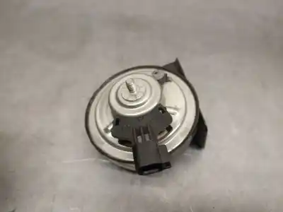 Pezzo di ricambio per auto di seconda mano corno per volvo v40 fastback (525) d3 riferimenti oem iam 32237982  