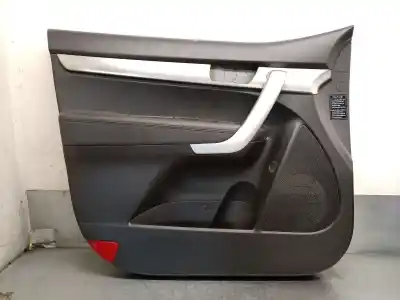 Peça sobressalente para automóvel em segunda mão forra / revestimento da porta dianteira esquerda por kia sorento ii (xm) 2.2 crdi referências oem iam 823102p000