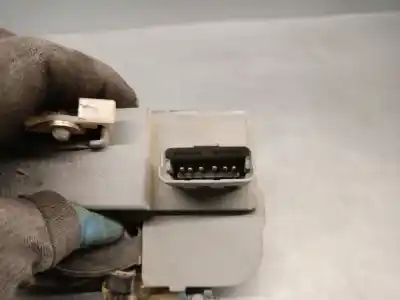 Pezzo di ricambio per auto di seconda mano pompa sterzo per citroen c4 i (lc_) 1.6 hdi riferimenti oem iam 9657613580  1637768680 - 1623835480 - 1623835380