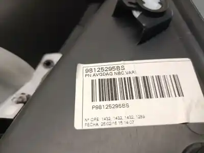 Second-hand car spare part left front door trim for citroen c4 picasso ii 1.6 bluehdi 120 oem iam references 98125295bs  