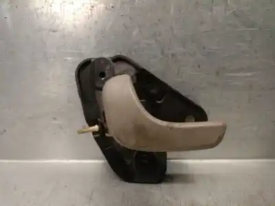 Автозапчастина б/у ліва передня внутрішня ручка для CHRYSLER VOYAGER IV (RG, RS) 2.5 CRD Посилання на OEM IAM RT77WL5AA  RT77WL5AA