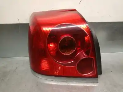 Pezzo di ricambio per auto di seconda mano Lampada Posteriore Sinistra per TOYOTA AVENSIS SEDÁN (_T25_) 2.2 D-4D (ADT251_) Riferimenti OEM IAM 8156105130  8156105130