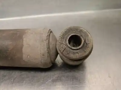 Автозапчастина б/у правий задній амортизатор для chrysler voyager iv (rg, rs) 2.5 crd посилання на oem iam 04743222aa  4743222aa