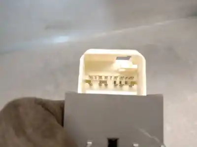 Second-hand car spare part left front power window switch for toyota auris (_e15_) 2.0 d-4d (ade150_) oem iam references 7423202550b0  7423202550b0