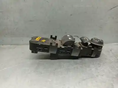 İkinci el araba yedek parçası  için TOYOTA AURIS (_E15_)  OEM IAM referansları 812200D041 89206391 VALEO 812200D041