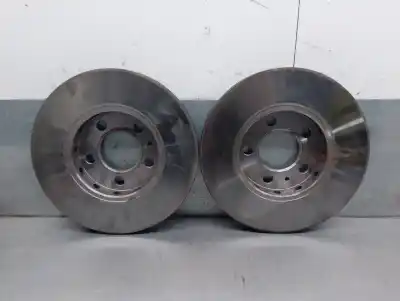 Peça sobressalente para automóvel em segunda mão disco de travão dianteiro por audi a2 (8z0) 1.4 tdi referências oem iam 8z0615301d  8z0615301d