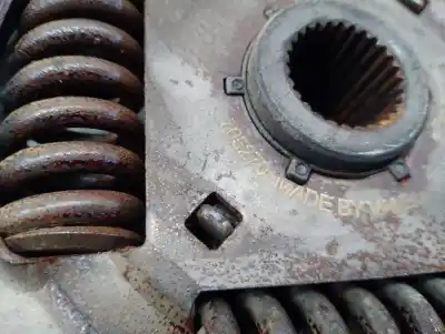 Автозапчасти б/у комплект сцепления за seat leon (1p1) 1.6 tdi ссылки oem iam 03l141032gx  03l141032gx