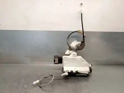 Peça sobressalente para automóvel em segunda mão fechadura da porta traseira esquerda por citroen c4 cactus 1.2 vti 82 referências oem iam 9801690480