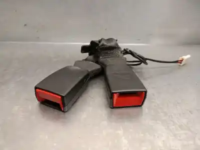 Peça sobressalente para automóvel em segunda mão chicote / encaixe cinto segurança traseiro direito por citroen c4 cactus 1.2 vti 82 referências oem iam 98059713xt