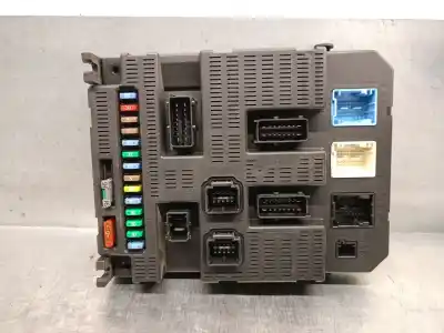 Peça sobressalente para automóvel em segunda mão caixa de fusíveis e relés por citroen c2 (jm_) 1.4 referências oem iam 9659285380