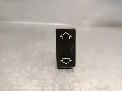 Second-hand car spare part right front power window switch for citroen saxo (s0, s1) 1.5 d oem iam references 6552r4