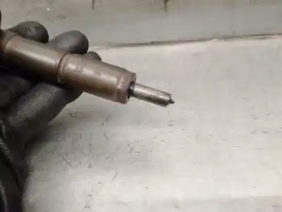 Second-hand car spare part injector for opel insignia a (g09) 2.0 cdti (68) oem iam references 0445110327 0445110327 bosch 