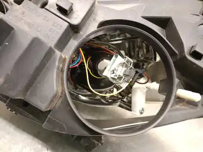 Автозапчастина б/у права фа для peugeot 307 break/sw (s2) 1.6 16v cat посилання на oem iam 9681832280  6205z2