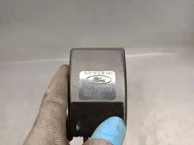 Peça sobressalente para automóvel em segunda mão chicote / encaixe cinto segurança dianteiro direito por ford focus iii 1.0 ecoboost referências oem iam bm5161208abw  1852179