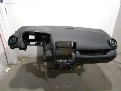 Recambio de automóvil de segunda mano de SALPICADERO para RENAULT CLIO IV (BH_)  referencias OEM IAM   681002397R