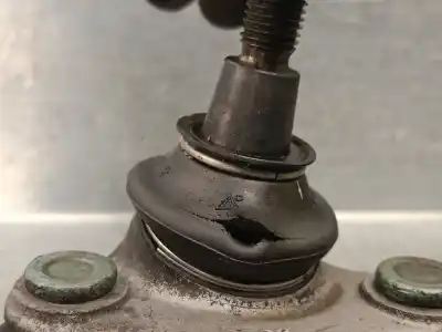 Pezzo di ricambio per auto di seconda mano braccio sospensione inferiore anteriore destro per skoda octavia ii (1z3) 1.9 tdi riferimenti oem iam 1k0407190e  1k0407152t Pezzo di ricambio per auto di seconda mano braccio sospensione inferiore anteriore destro per skoda octavia ii (1z3) 1.9 tdi riferimenti oem iam 1k0407190e  1k0407152t