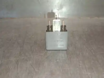 Pezzo di ricambio per auto di seconda mano relè per jaguar xe (x760) 2.0 d riferimenti oem iam dh2214b192ea