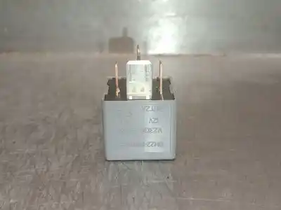 Pezzo di ricambio per auto di seconda mano relè per jaguar xe (x760) 2.0 d riferimenti oem iam dh2214b192ea