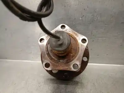 Peça sobressalente para automóvel em segunda mão manga de eixo traseira esquerda por audi a6 c5 (4b2) 2.5 tdi referências oem iam 8e0501611j  8e0501611j