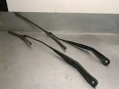 Pezzo di ricambio per auto di seconda mano braccio tergicristallo anteriore destro per jaguar xe (x760) 2.0 d riferimenti oem iam gx7317527bc