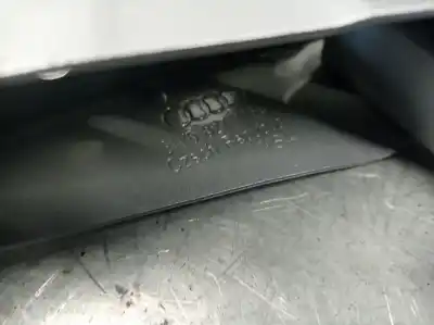Автозапчастина б/у петля для audi a4 b9 (8w2, 8wc) 2.0 tdi quattro посилання на oem iam 8w5827301a 8w5827305a 8w5827301a