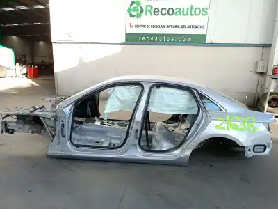 Автозапчастина б/у задне ліве крило (різ) для audi a4 b9 (8w2, 8wc) 2.0 tdi quattro посилання на oem iam 8w5810075  
