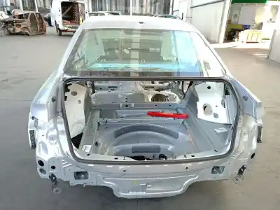 Автозапчастина б/у задне ліве крило (різ) для audi a4 b9 (8w2, 8wc) 2.0 tdi quattro посилання на oem iam 8w5810075  