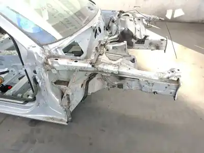 Автозапчастина б/у право задне крило (різ) для audi a4 b9 (8w2, 8wc) 2.0 tdi quattro посилання на oem iam 8w5810076  