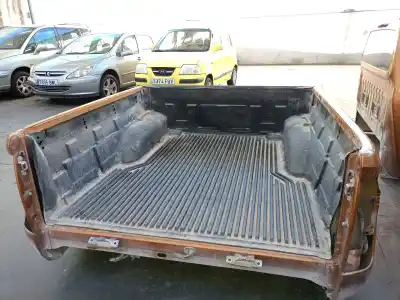 Автозапчастина б/у задня коробка для nissan np300 navara pick-up (d23, d23t) 2.3 dci посилання на oem iam k33004kjmb  