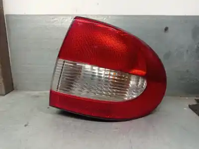 Pièce détachée automobile d'occasion Feu Arrière Droit pour RENAULT MEGANE I CLASSIC (LA0/1_) 1.6 16V (LA00, LA04, LA0B, LA11, LA16, LA19, LA1J, LA1K,... Références OEM IAM 7700428059  7700428059
