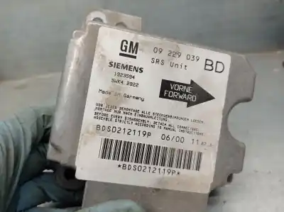 Pezzo di ricambio per auto di seconda mano centralina airbag per opel vectra b ranchera familiar (j96) 2.0 dti 16v (f35) riferimenti oem iam 09229039 5wk42922 siemens 