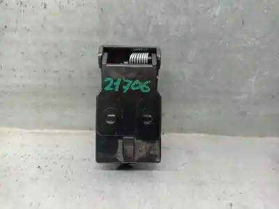 Автозапчастина б/у замок капота для kia stonic (yb) 1.0 t-gdi посилання на oem iam 8118234000  