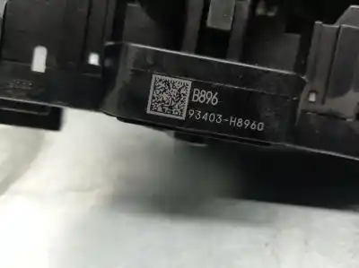 Автозапчастина б/у управління світлом для kia stonic (yb) 1.0 t-gdi посилання на oem iam 93403h8960  93490h8210