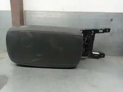 Автозапчасти б/у центральный подлокотник за kia stonic (yb) 1.0 t-gdi ссылки oem iam 84660h8000wk  84660h8000wk