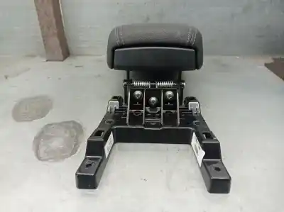 Автозапчасти б/у центральный подлокотник за kia stonic (yb) 1.0 t-gdi ссылки oem iam 84660h8000wk  84660h8000wk