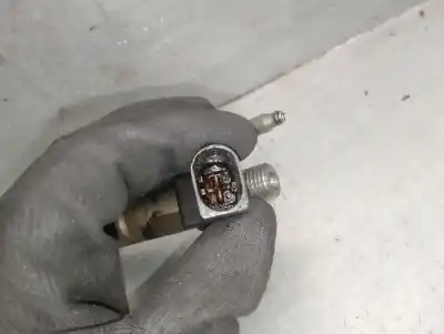 Second-hand car spare part injector for bmw x3 (e83) 2.0 sd oem iam references 779787705 0445116001 bosch 