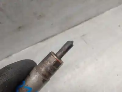 Second-hand car spare part injector for bmw x3 (e83) 2.0 sd oem iam references 779787705 0445116001 bosch 