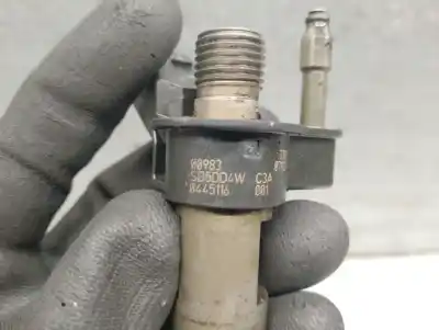 Second-hand car spare part injector for bmw x3 (e83) 2.0 sd oem iam references 779787705 0445116001 bosch 