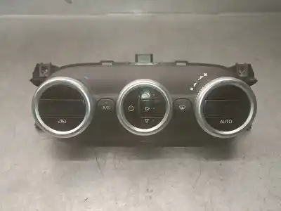 Second-hand car spare part heating / air conditioning control panel for iveco daily vi furgón naturalpower 35s14, 35c14, 40c14, 50c14, 60c14, 65c14,... oem iam references 5802809169