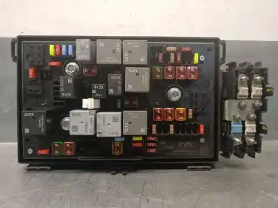 Second-hand car spare part fuse box unit for opel astra j (p10) 1.7 cdti (68) oem iam references c11000139