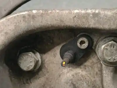 Second-hand car spare part front left knuckle for bmw 5 (e60) 520 d oem iam references 6760953  31216760953