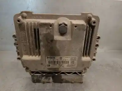 Pezzo di ricambio per auto di seconda mano Centralina Motore per OPEL ASTRA H (A04) 1.7 CDTI (L48) Riferimenti OEM IAM 55556829 0281011943 BOSCH 