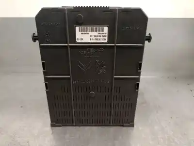 Second-hand car spare part fuse box unit for citroen c4 picasso i monospace (ud_) 1.6 hdi oem iam references 9663510180  
