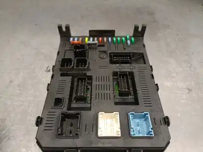 Second-hand car spare part fuse box unit for citroen c4 picasso i monospace (ud_) 1.6 hdi oem iam references 9663510180  