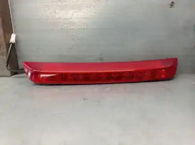 Tweedehands auto-onderdeel centraal remlicht voor kia carens iv 1.6 gdi oem iam-referenties 92700a4000