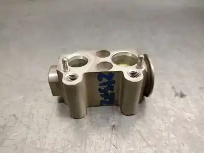 Автозапчастина б/у розсильний клапан для bmw x1 (e84) sdrive 18 d посилання на oem iam 64119226078