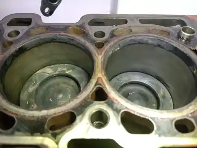 Автозапчастина б/у блокувати для dacia dokker express furgoneta/monovolumen 1.5 dci 75 / blue dci 75 (fejw, feah) посилання на oem iam k9ke626 d092799 110104767r