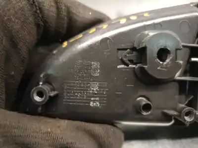 Автозапчастина б/у ліва передня внутрішня ручка для kia cee'd fastback (ed) 1.6 crdi 115 посилання на oem iam 826111h000  