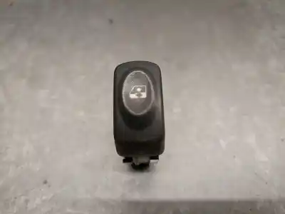Piesă de schimb auto la mâna a doua PANOU COMANDÃ GEAMURI ELECTRICE FAȚÃ STÂNGA pentru RENAULT MEGANE I CLASSIC (LA0/1_)  Referințe OEM IAM 7700430000  7700430000